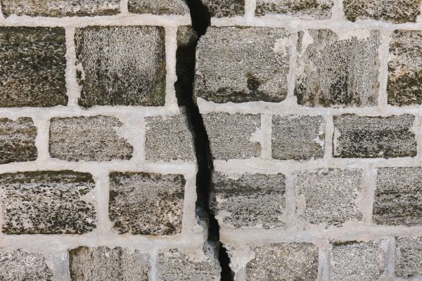 crack in wall of building